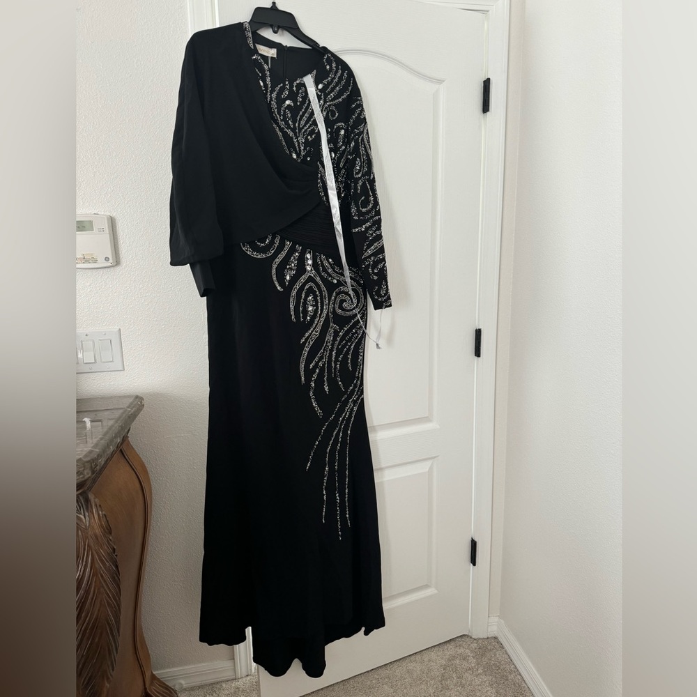Lavienza Dress